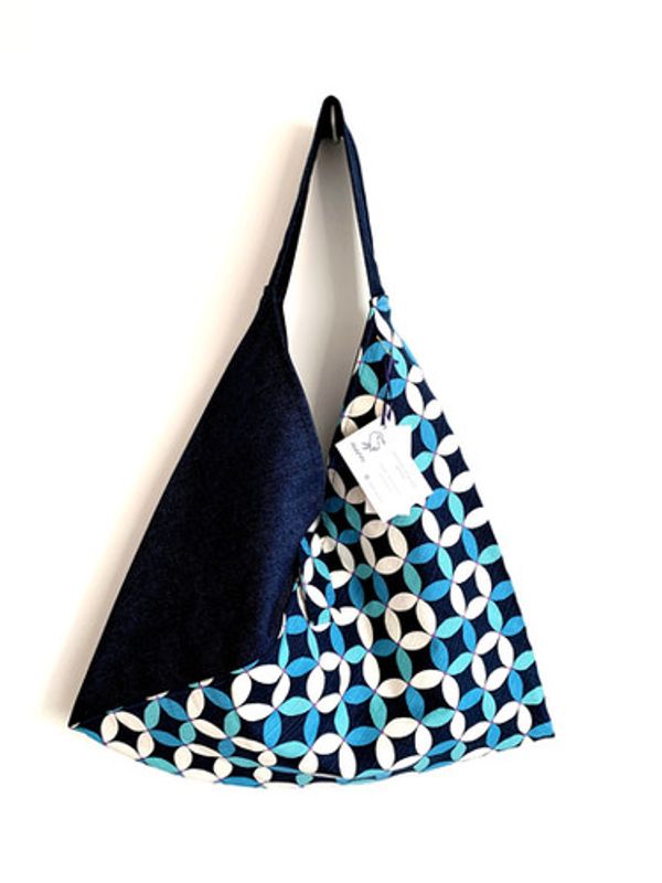 Sac triangle bleu vert