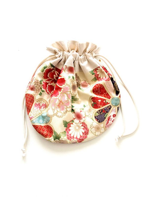 Pochon floral fond beige