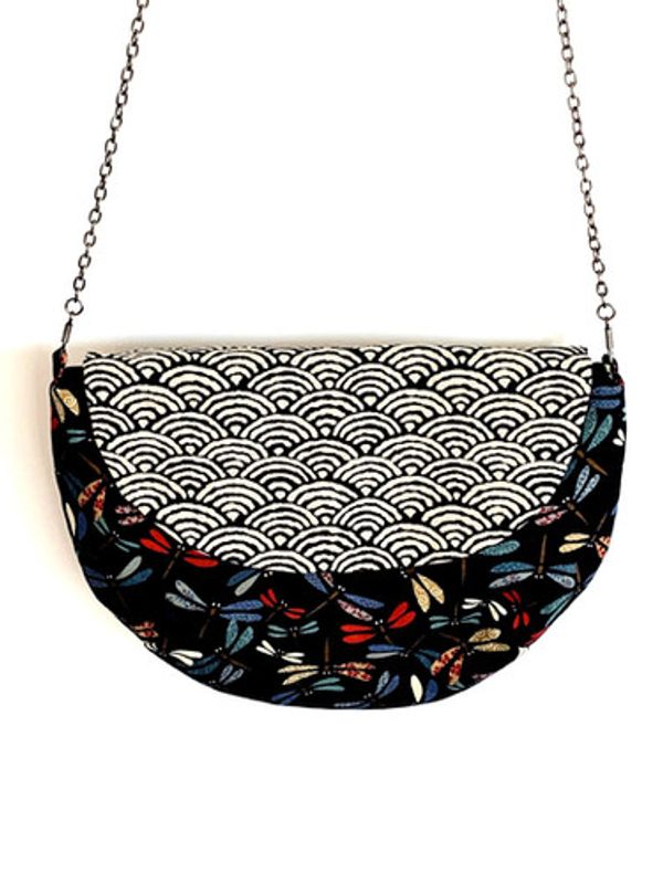 Sac demi-lune vagues et libellules