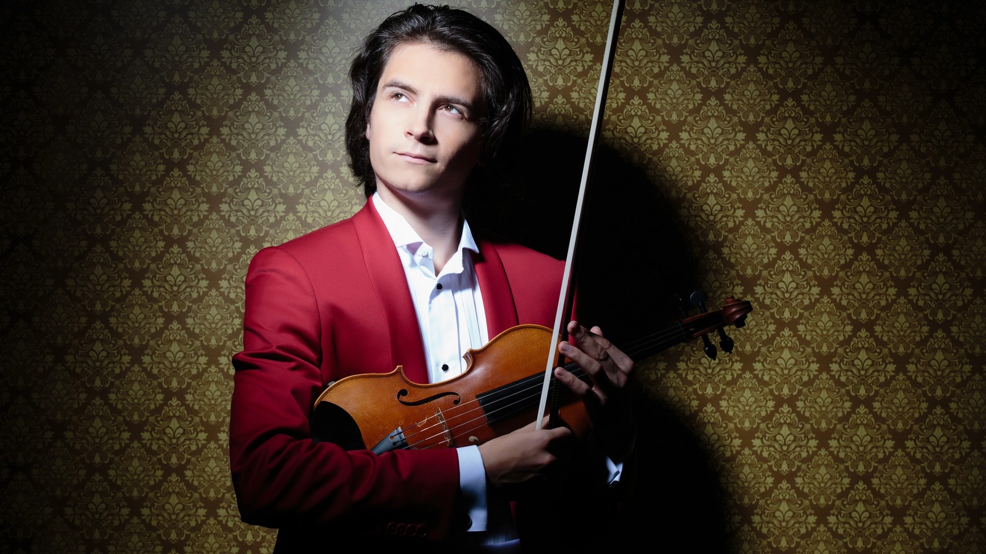 KONCERT K 80. VÝROČÍ OD ZALOŽENÍ ZÁKLADNÍ UMĚLECKÉ ŠKOLY ANTONÍNA DVOŘÁKA