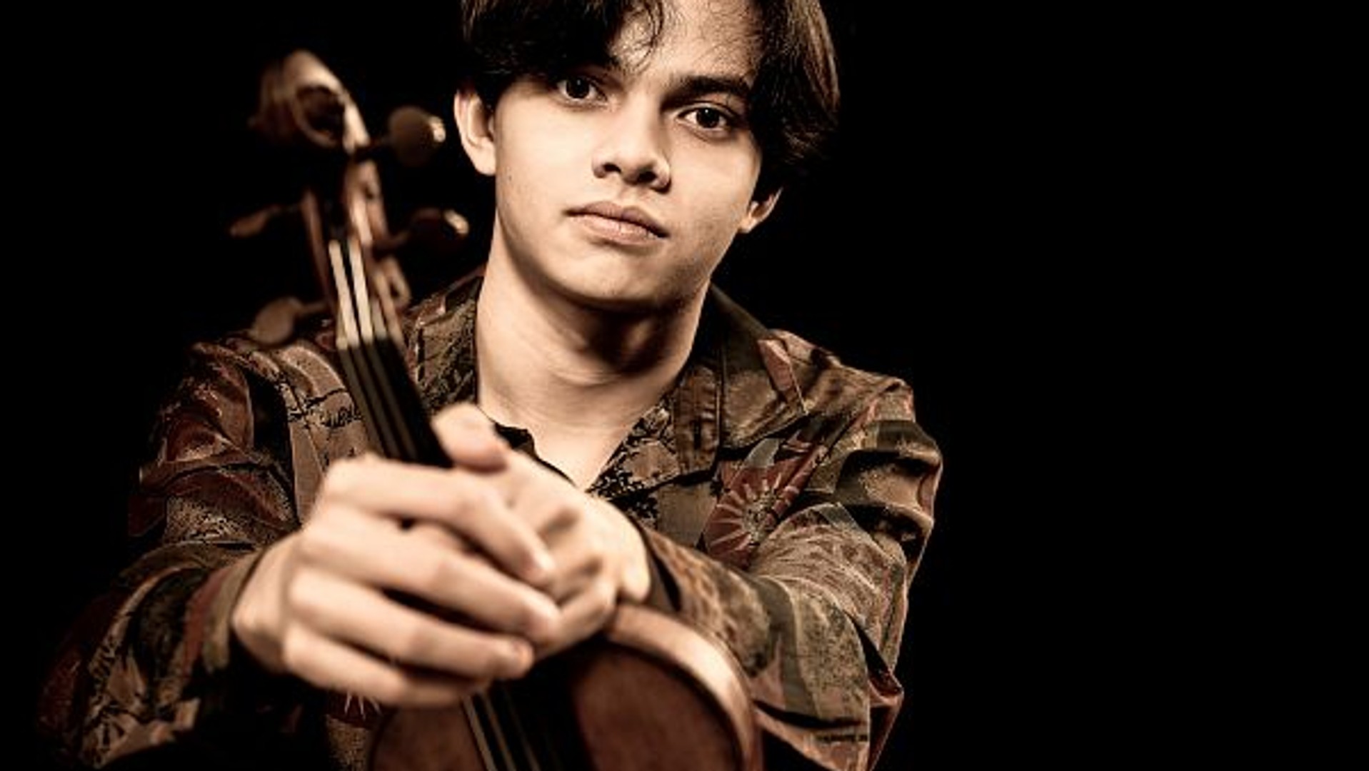 KORNOGOLD, ČAJKOVSKIJ