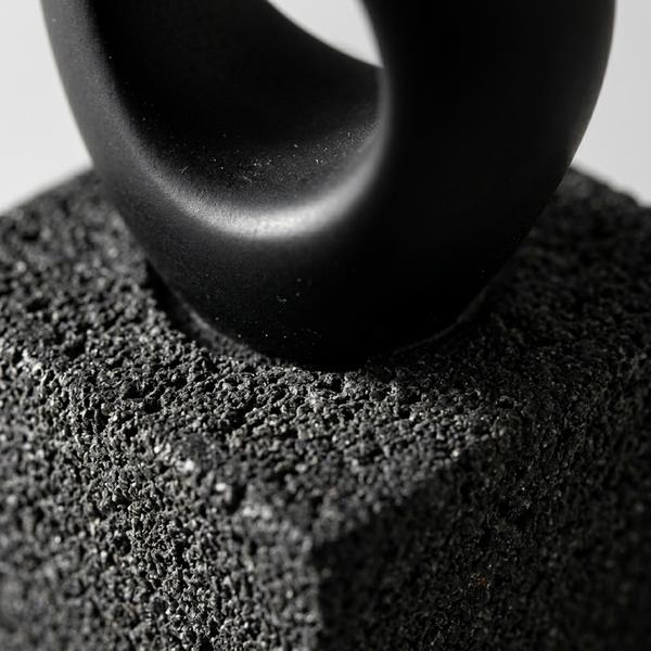 Escultura Abstracta Fluida Negra - Imagen 3