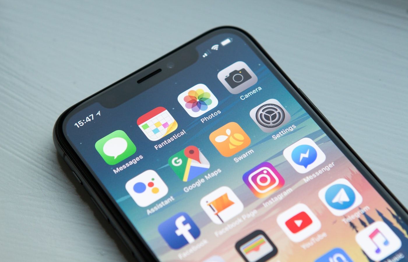 Cross-Platform vs Native Mobile Apps for Eastern European Startups