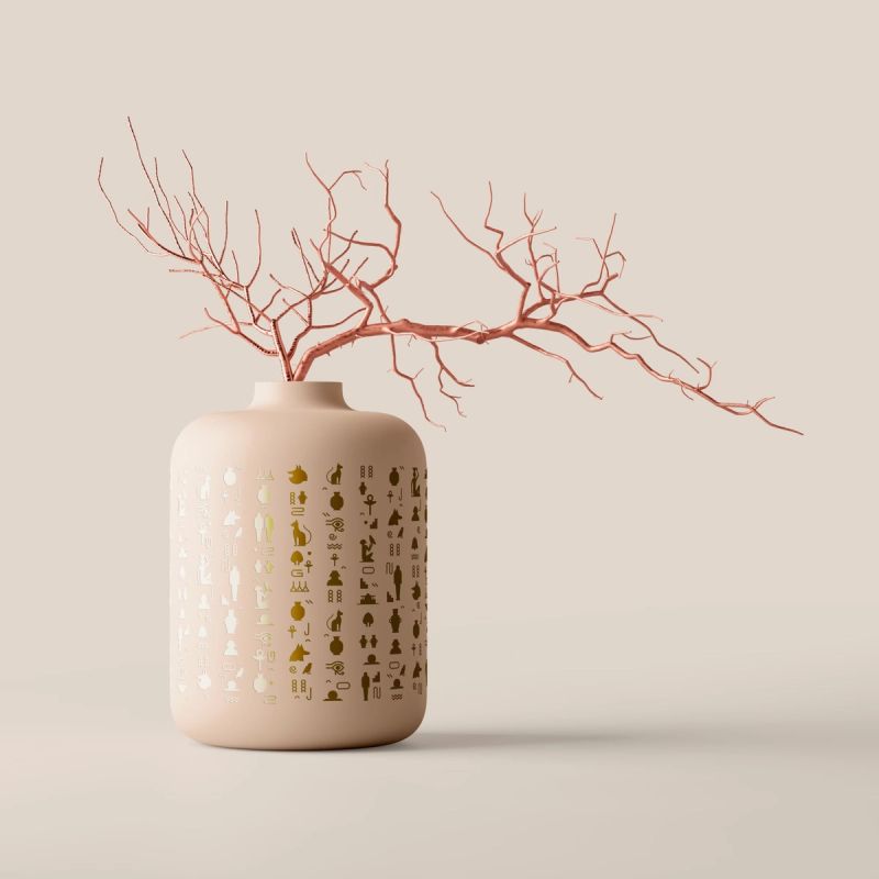 Vase Mockup 2