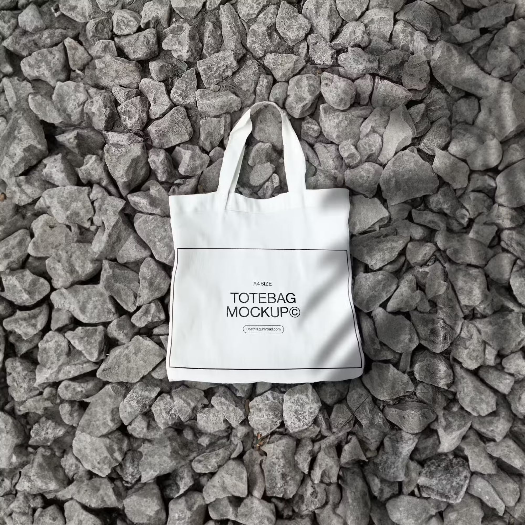Totebag Mockup (PSD)_M230813