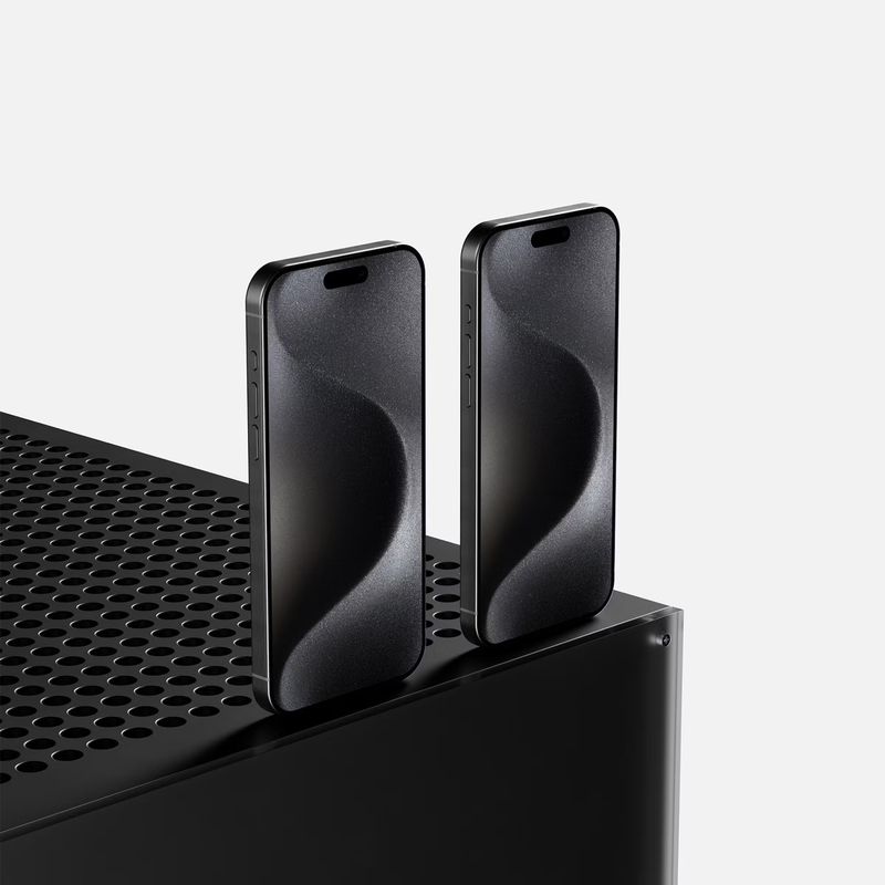 iPhone 15 Pro Max Mockup 03