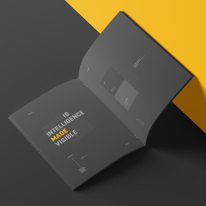 Free US Letter PSD Brochure Mockup