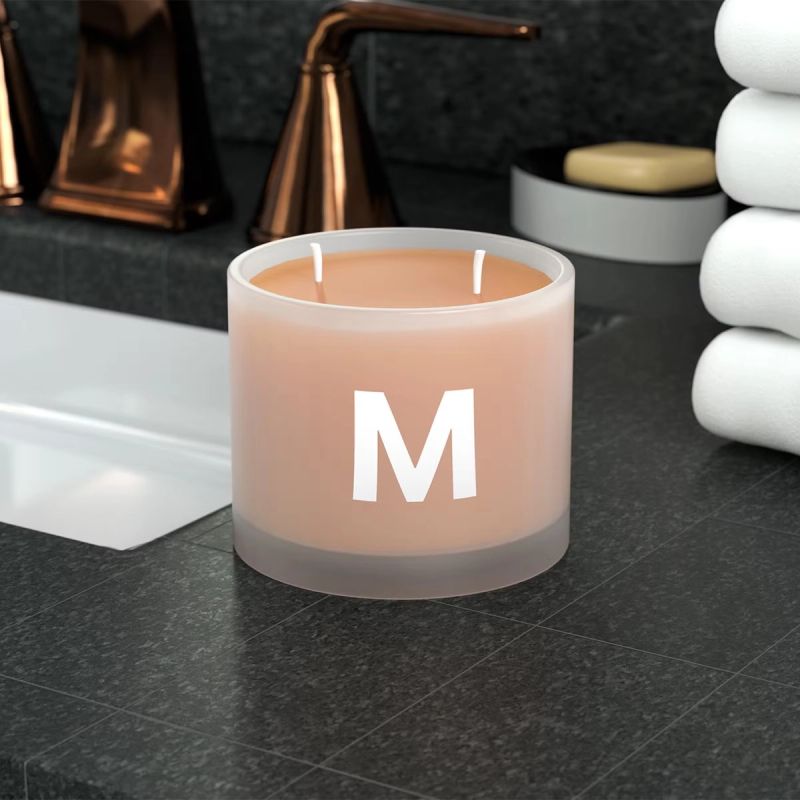 Candle Mockup 01