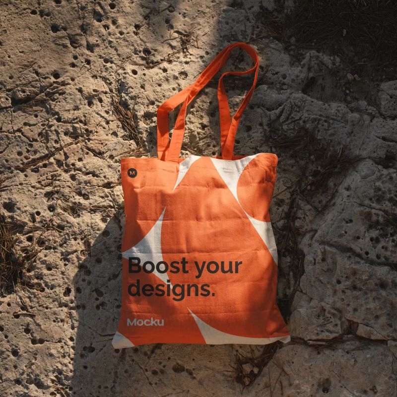 Free Outdoor Tote Bag Mockup
