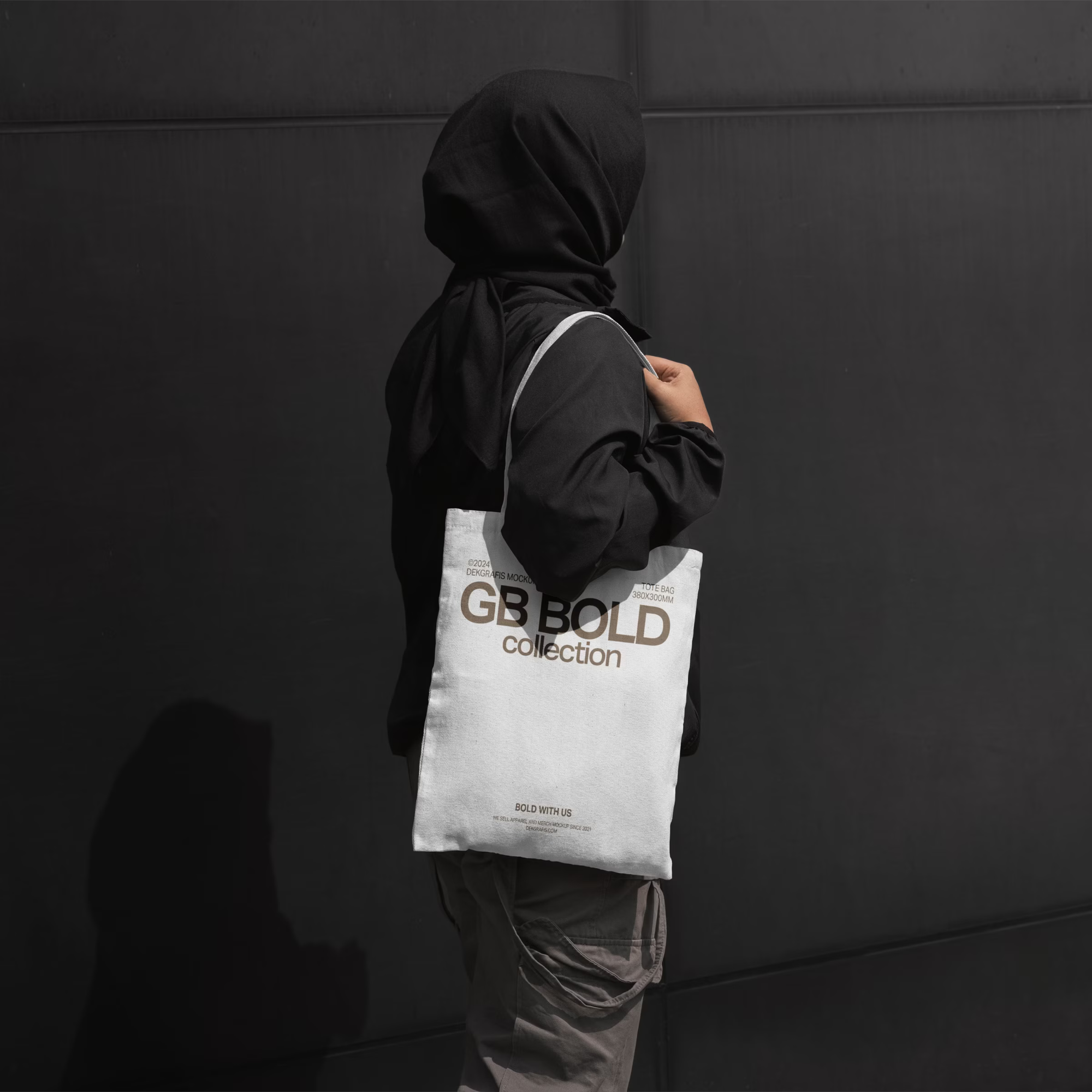 GBB Tote Bag Mockup 02
