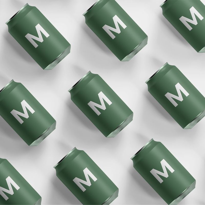 Can Mockup 07