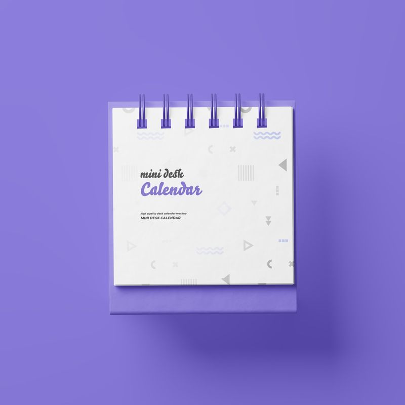 Mini Desk Calendar PSD Mockup 3