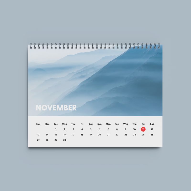 Calendar Mockup 01