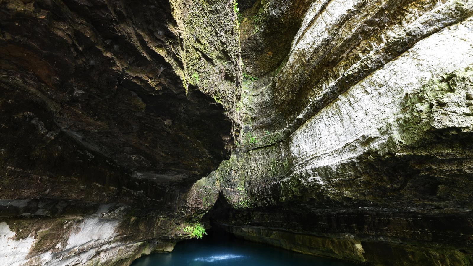 Roaring River State Park