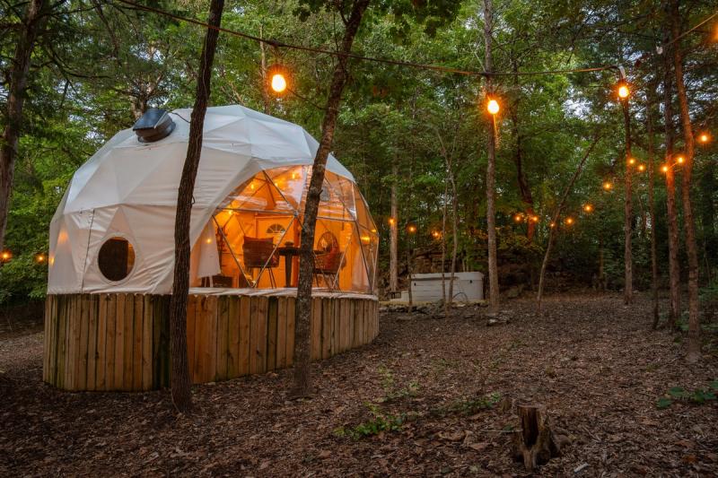 Campfire Hollow geodesic dome retreat on Table Rock Lake