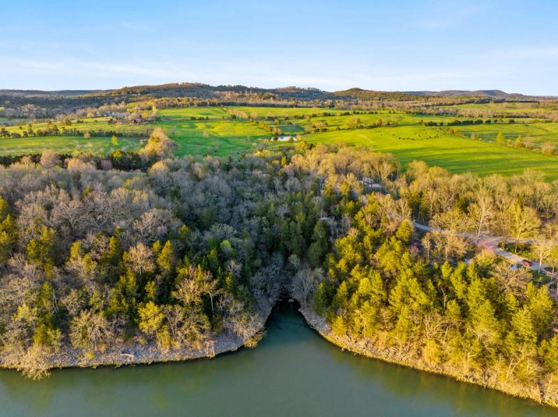 Campfire Hollow geodesic dome retreat on Table Rock Lake