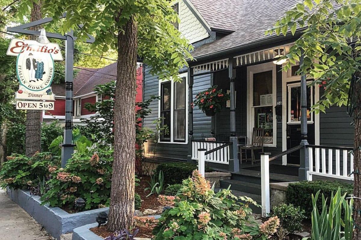 Local Dining & Eats