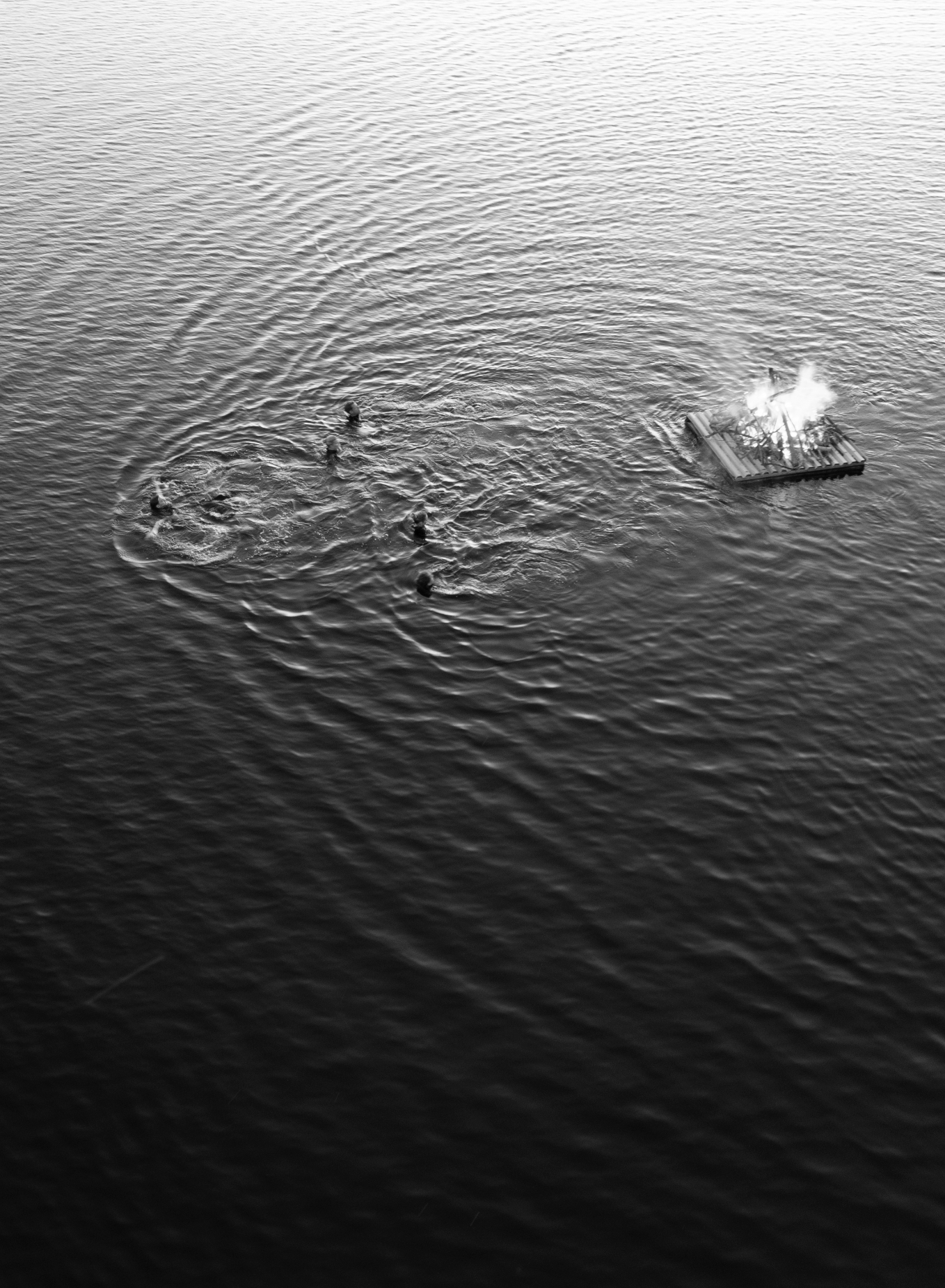 Eldsimklubben, PLX Tjärö, 2025 / The Fire Swim Club, 2025