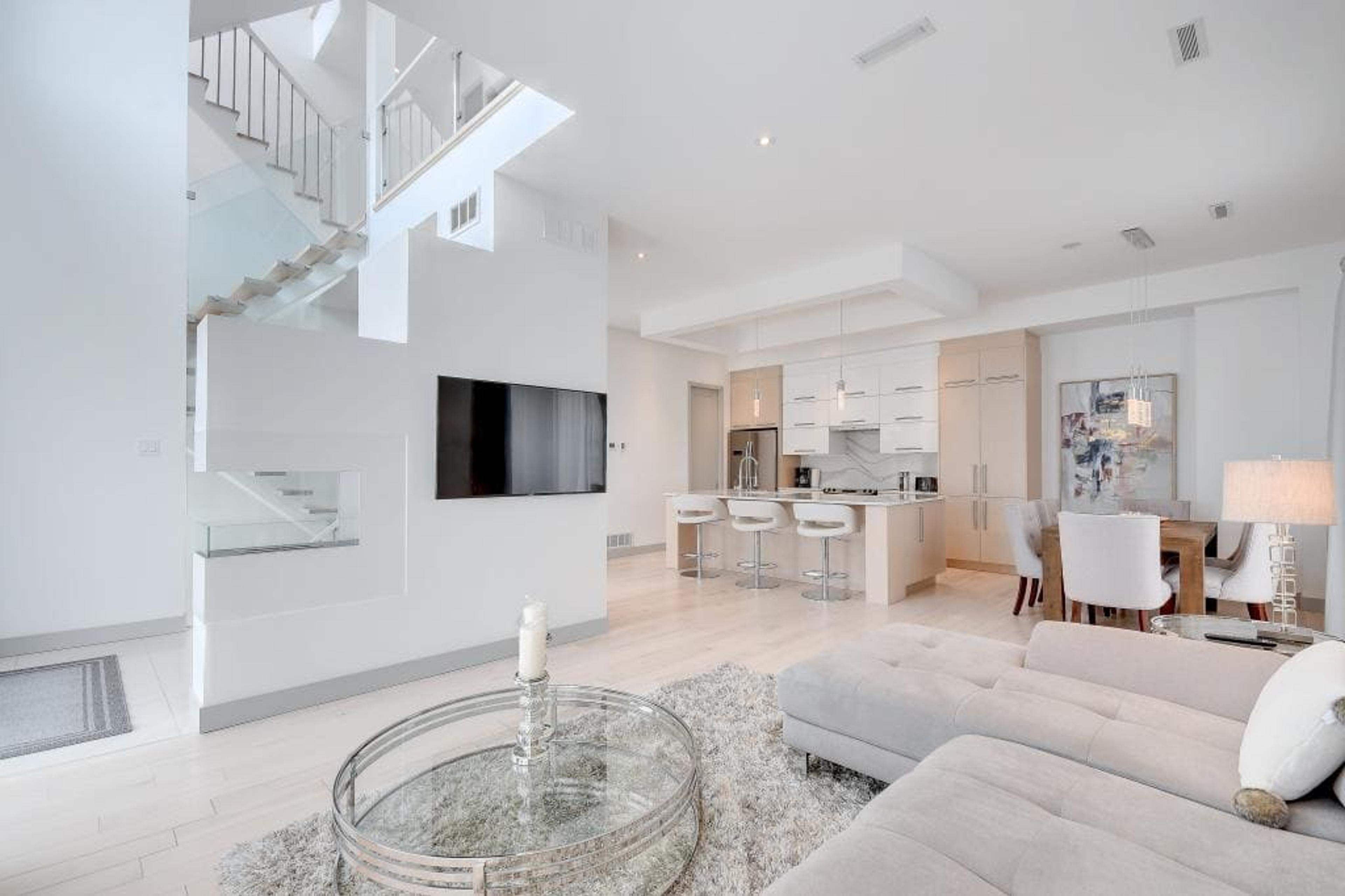 Maison Lenoir – 3 chambres / 2,5 salles de bain – Brossard