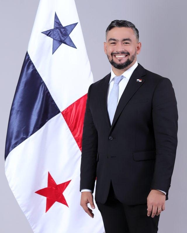 Retrato oficial del diputado Luis Duke Walker.