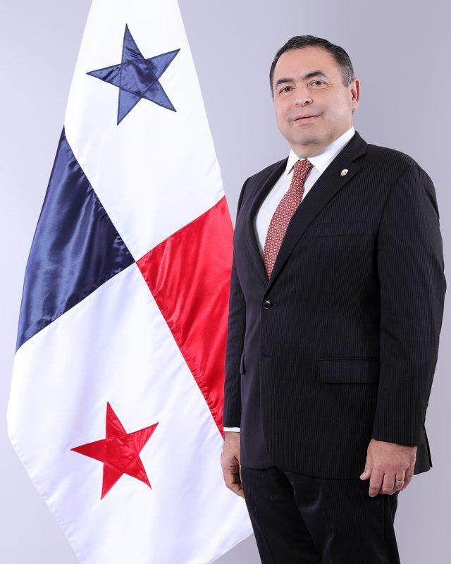 Retrato oficial del diputado Julio De La Guardia