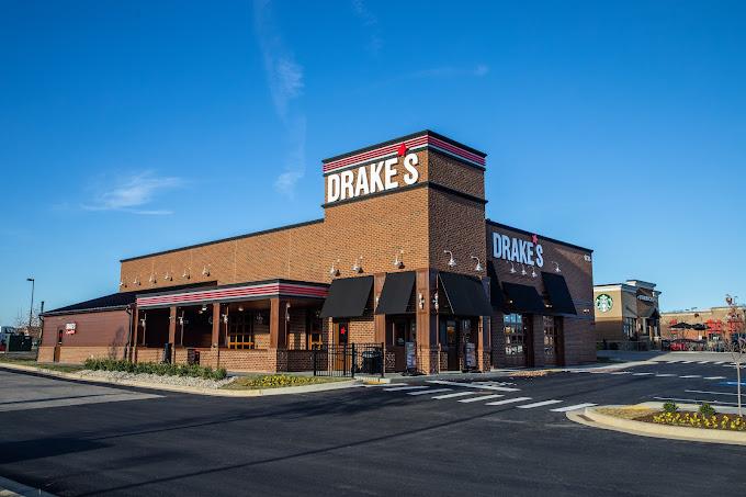 Exterior view of Drake's restaurant in Lexington, KY.