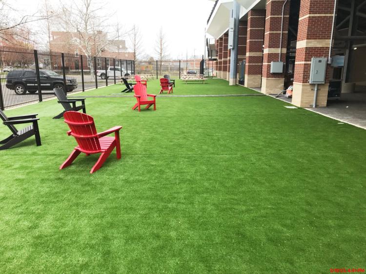 Small lawn outside of Jim Patterson Stadium in Louisville, KY