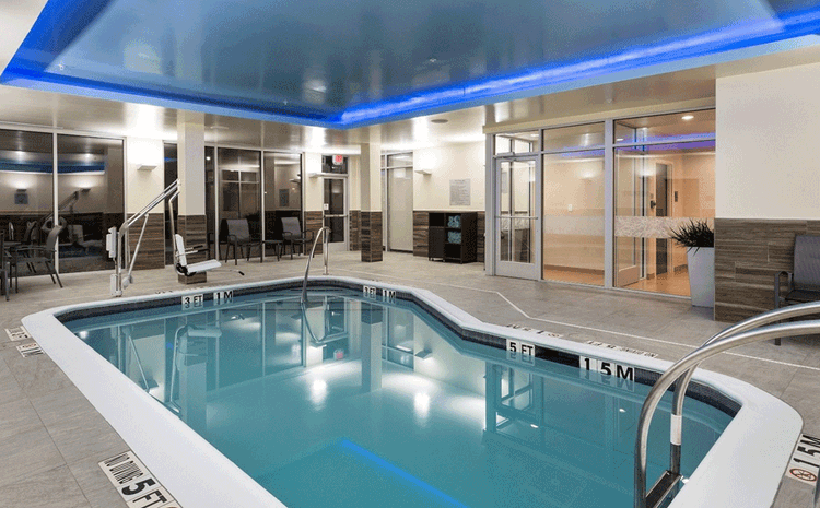 Guest pool at the Love's Hospitality-Fairfield Inn in Van, TX.