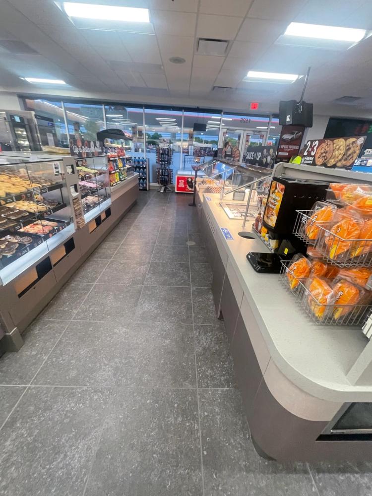 Hot food aisle inside of Thorntons gas station in Lebanon, TN.