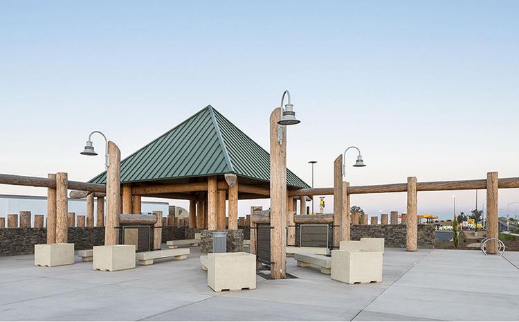 Outdoor seating area at the Love's Travel Stop in Madera, CA.