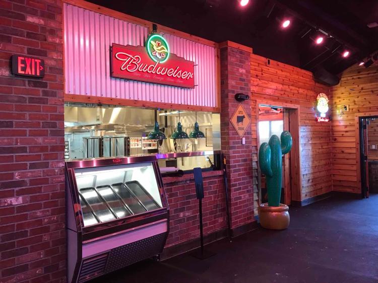 Waiting area at Texas Roadhouse in Millsboro, DE.