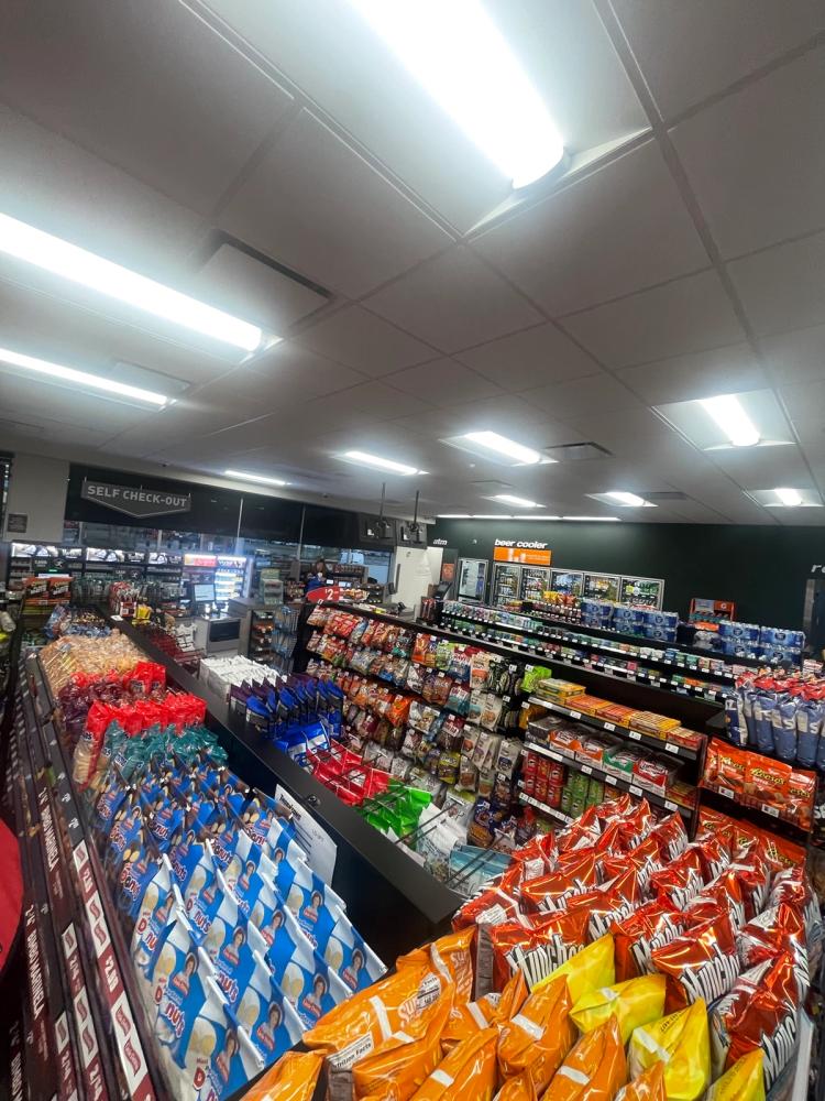Snack aisle inside of Thorntons gas station in Lebanon, TN.