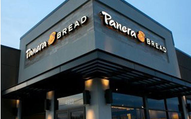 Front signage and entrance to the Panera Bread restuarant.