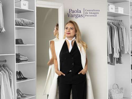 Paola Vargas. Coach de Imagen personal. Personal shopper Medellin. Asesoria de Imagen
