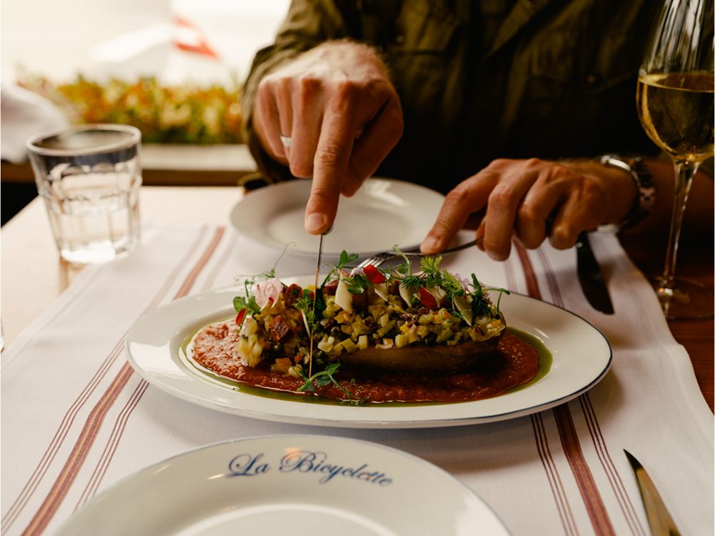 A decorative image from Usal Project