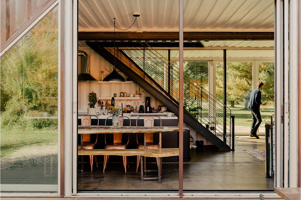 A decorative image from Usal Project