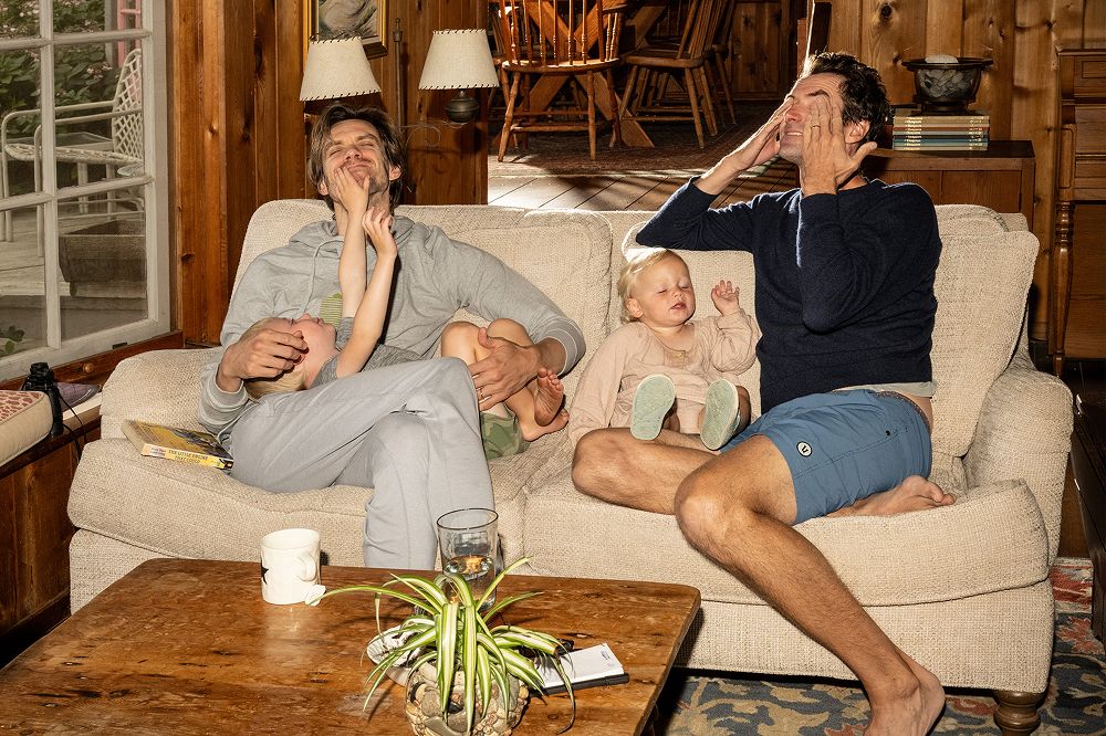 New Artist: Alexander Coggin - A decorative image from Usal Project