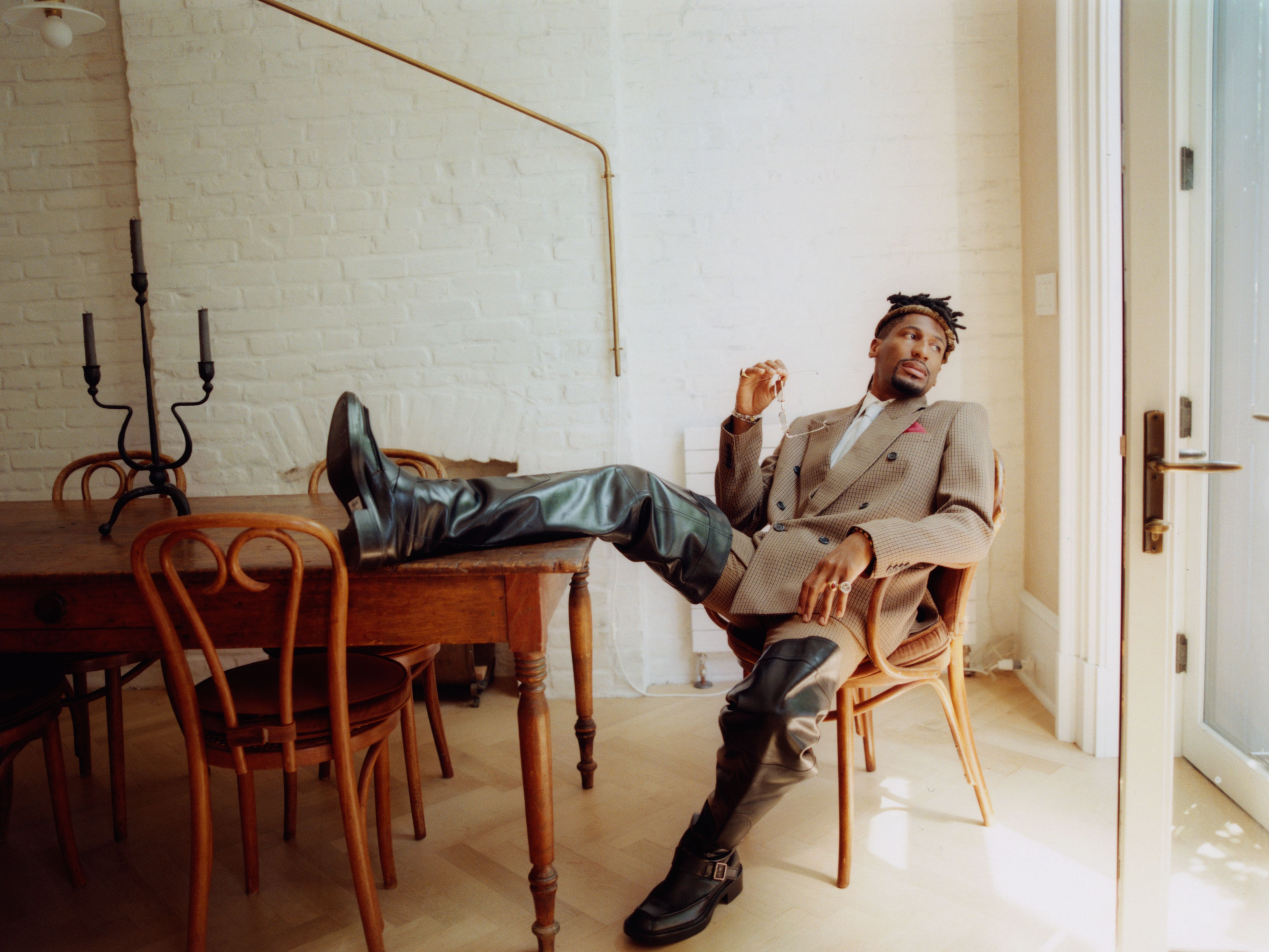 A decorative image from Usal Project