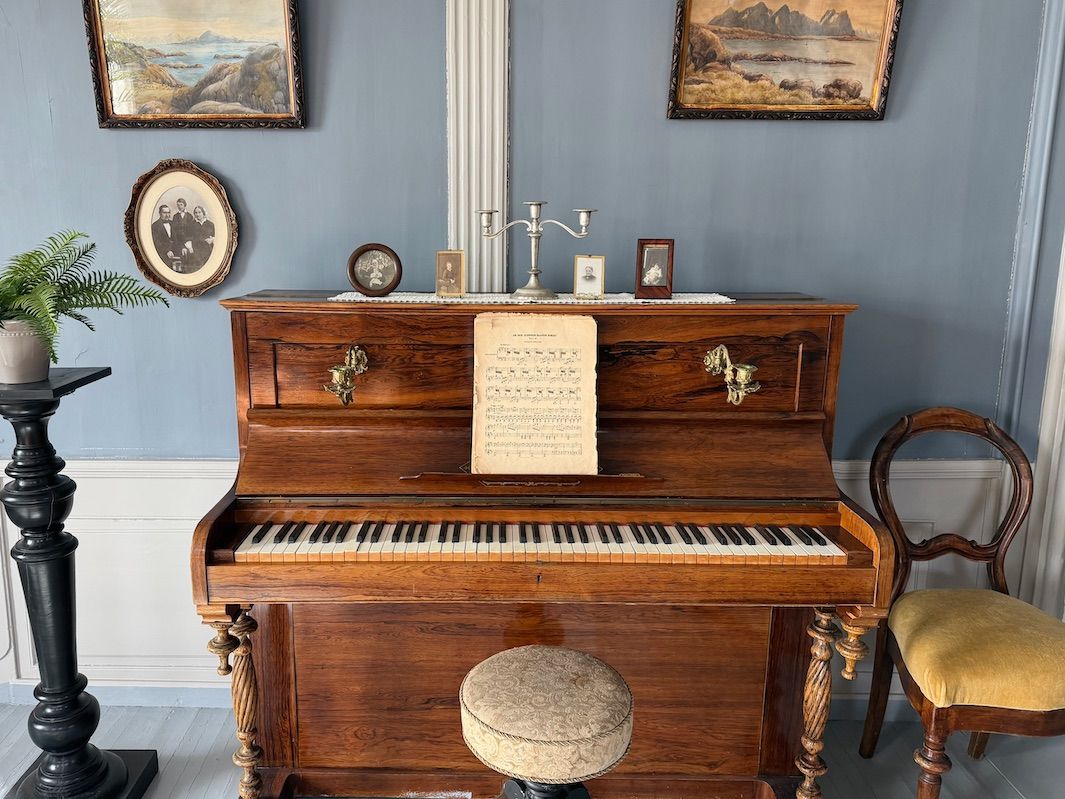 Lofotmuseet living room 5