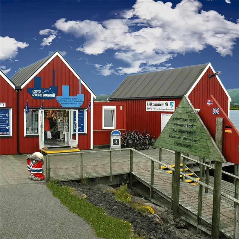 Harbor shop