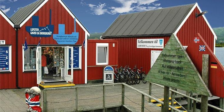 Harbor shop