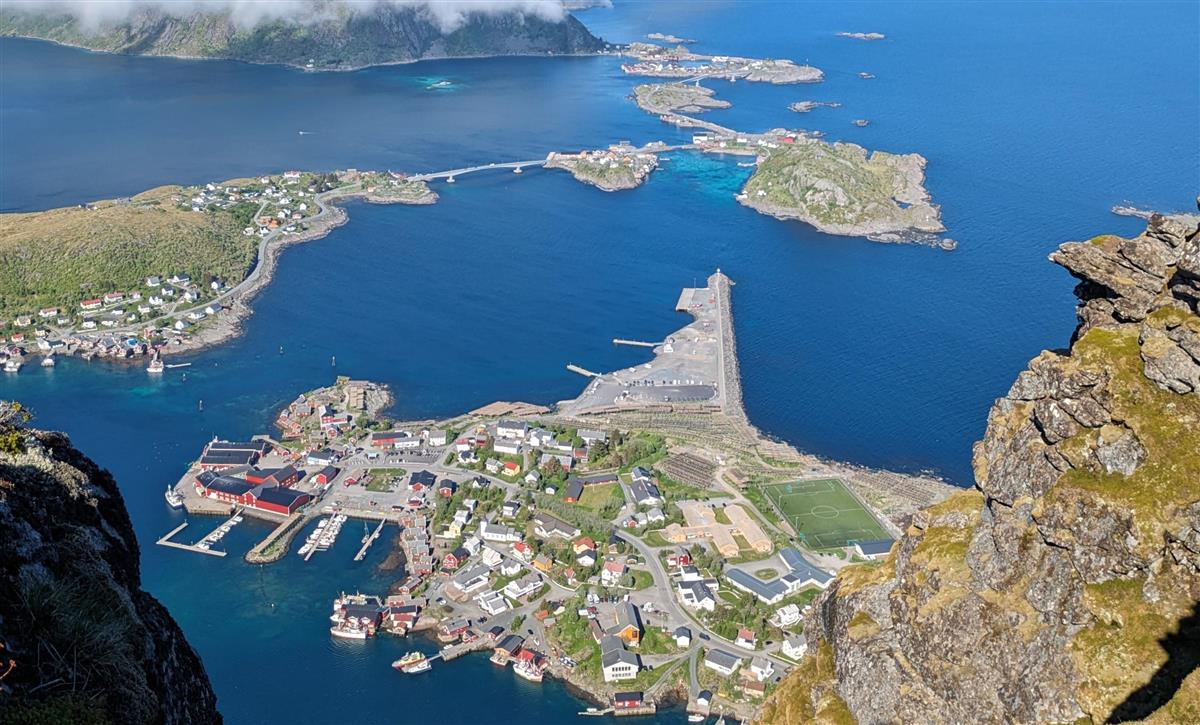 Overview photo of Reine and Reine Outer Harbor