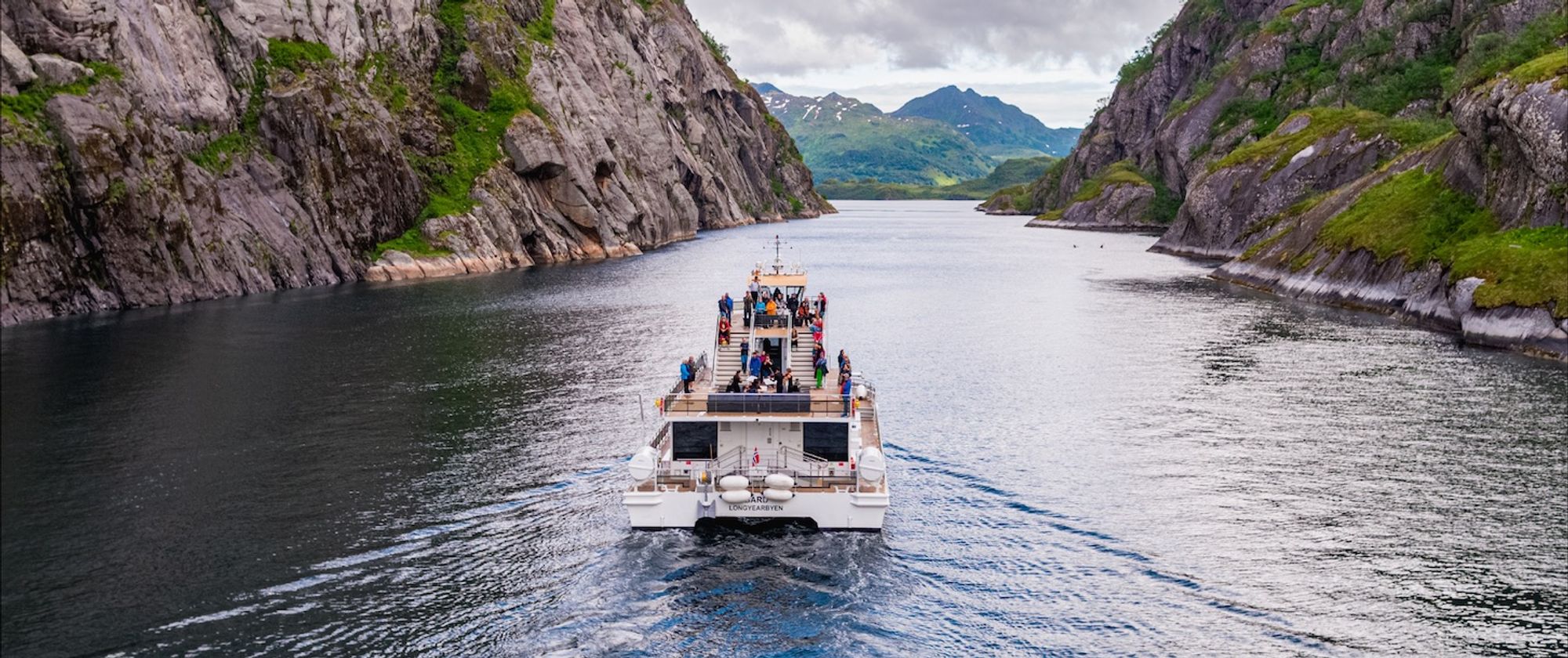 Silent Trollfjord Cruise - EV Catamaran - Brim Explorer