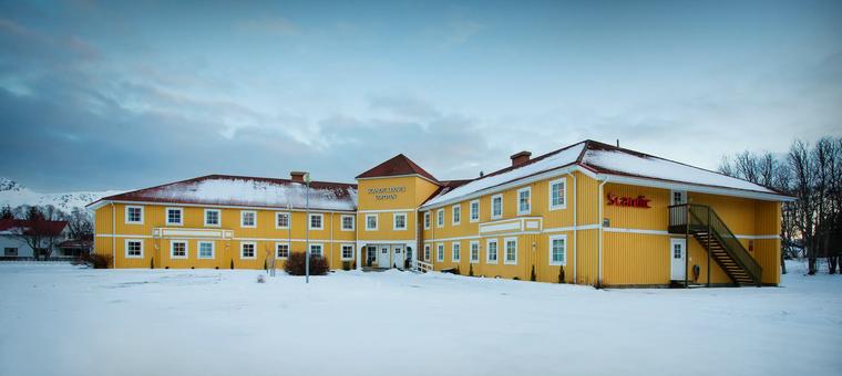 Restaurant Bevares at Scandic Hotel Leknes