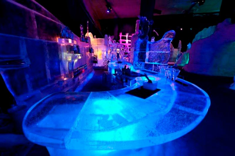 Ice bar