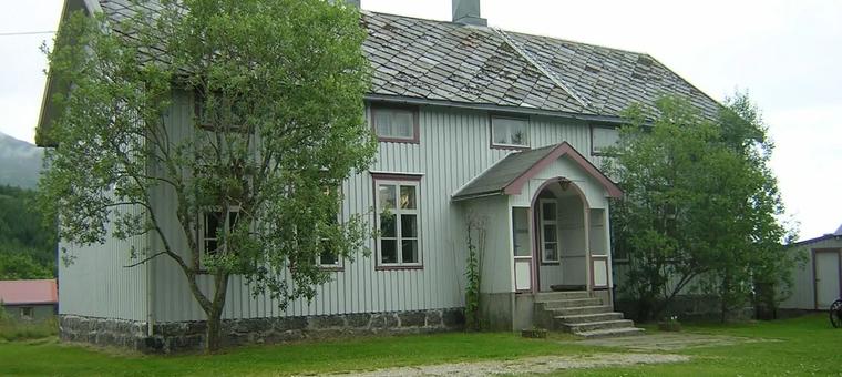 Visit the old School in Fygle