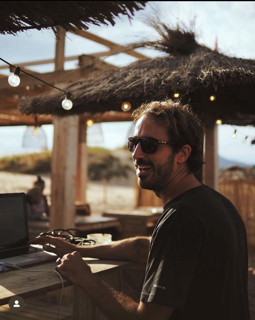 CARLOS COCA | VIVESINCE 1987