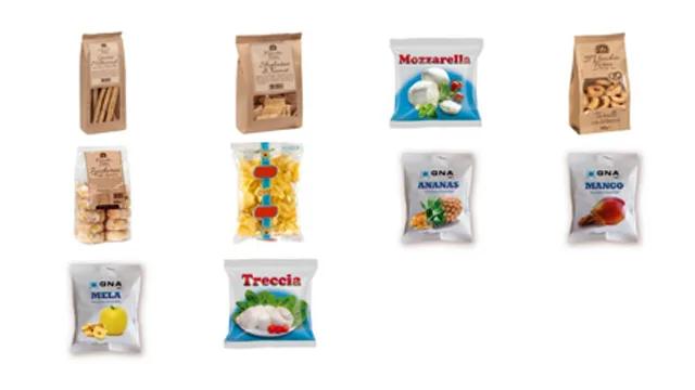 Makarony, mozzarella i suszone owoce w workach zapakowanych na Robinii