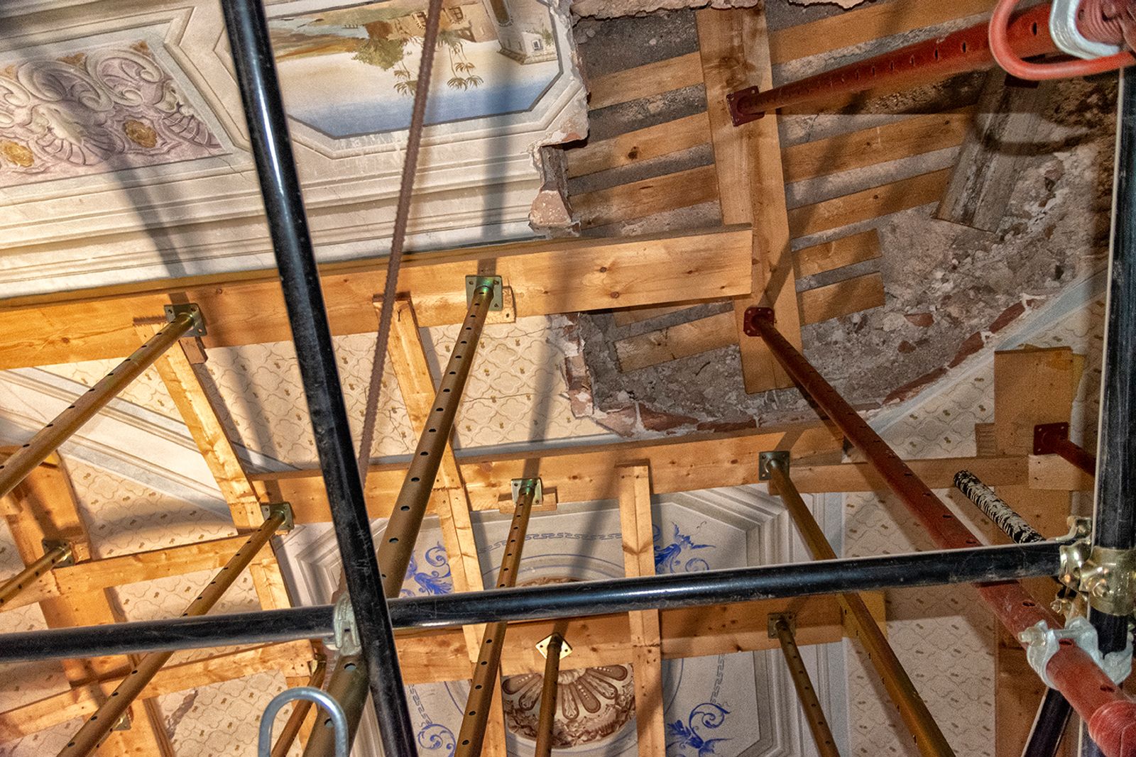 PALAZZO AGNIFILI - PARTICOLARE DEL SOFFITTO