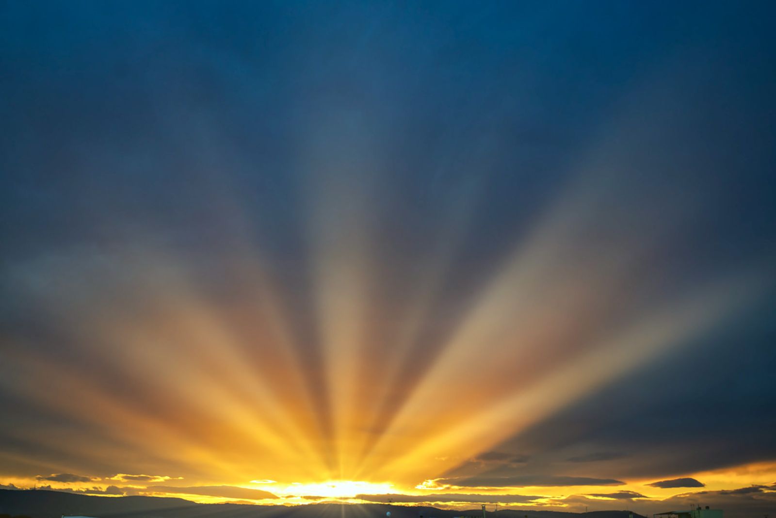 TRAMONTO DI SPERANZA